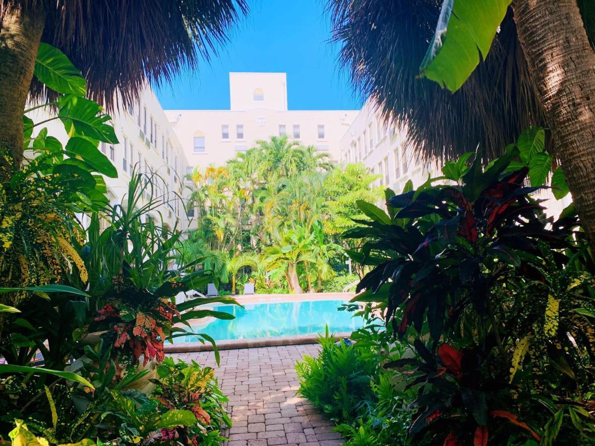 Palm Beach Island Condominiums Buitenkant foto