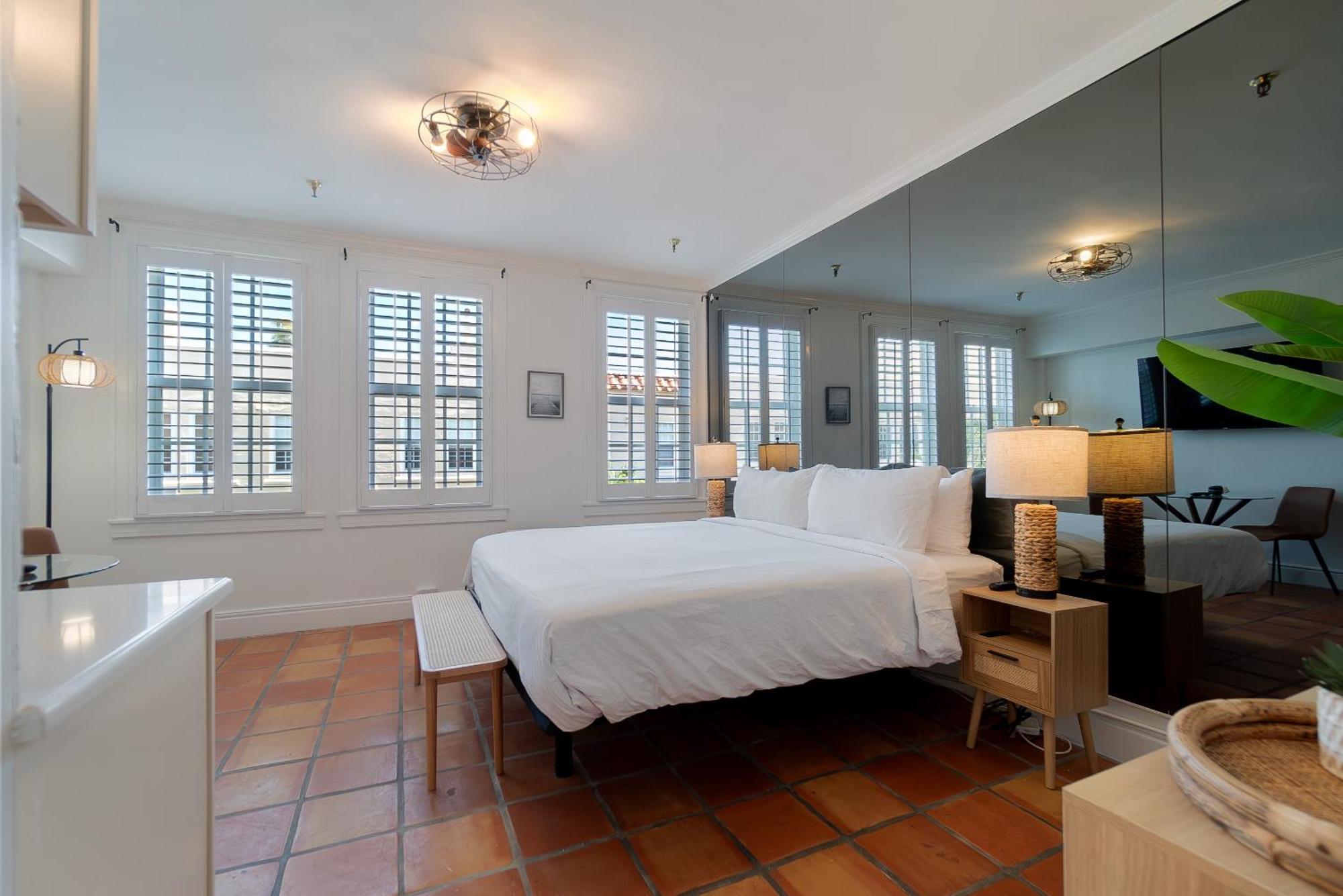 Palm Beach Island Condominiums Buitenkant foto